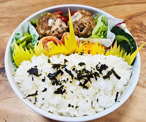 お弁当の写真