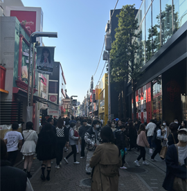 竹下通りの様子